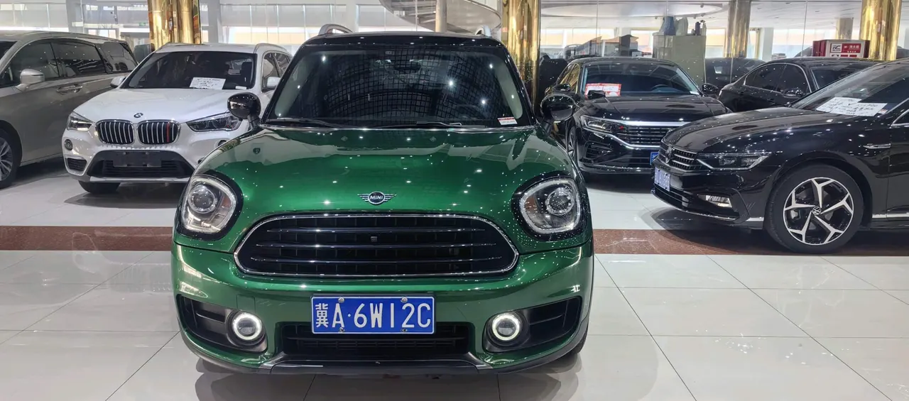 MINI Countryman (Imported) 2020 Cooper Countryman 1.5T Connoisseur Automatic Gear 2
