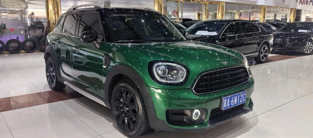 MINI Countryman (Imported) 2020 Cooper Countryman 1.5T Connoisseur Automatic Gear 3