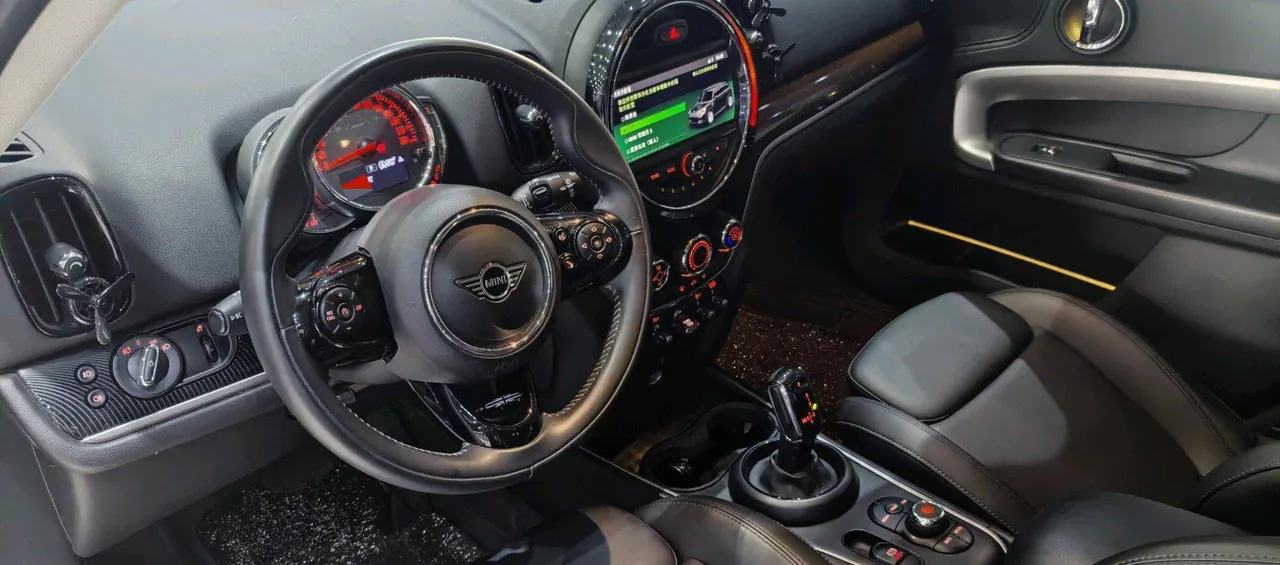 MINI Countryman (Imported) 2020 Cooper Countryman 1.5T Connoisseur Automatic Gear 4
