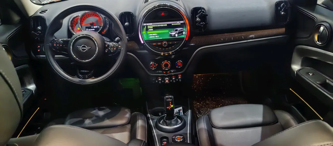 MINI Countryman (Imported) 2020 Cooper Countryman 1.5T Connoisseur Automatic Gear 7