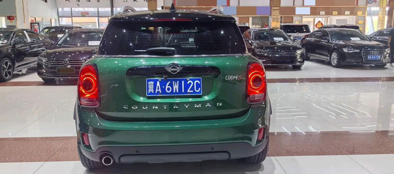 MINI Countryman (Imported) 2020 Cooper Countryman 1.5T Connoisseur Automatic Gear 8