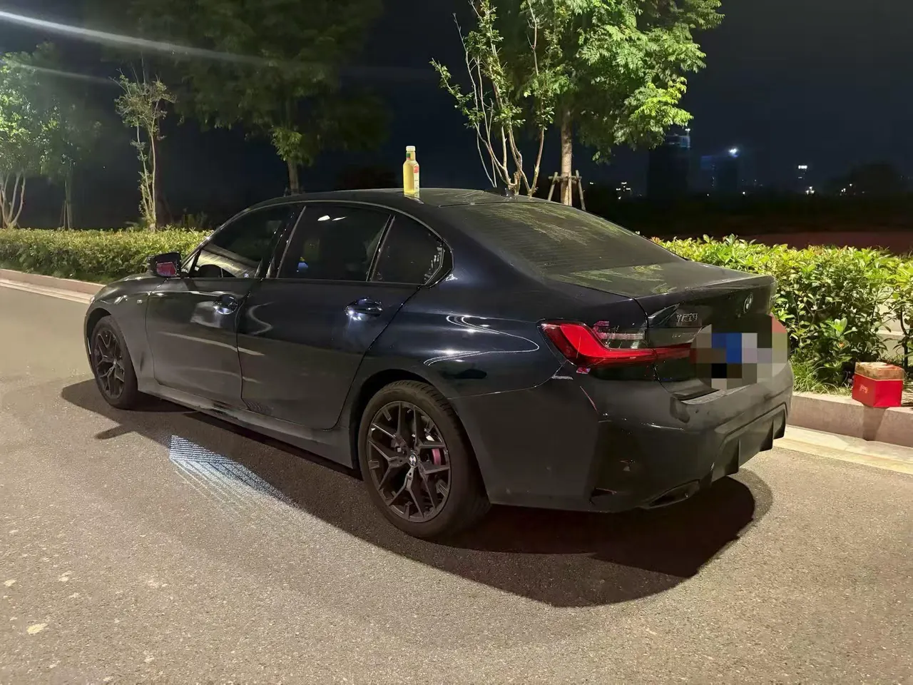 BMW 3 Series 2026 330Li 2.0T M Sports Obsidian Night Suit Automatic Gear 4