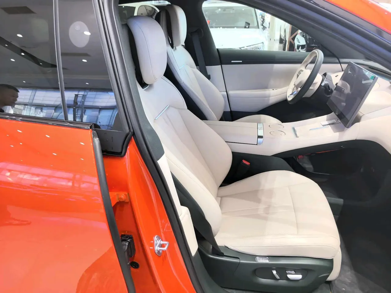 MI 2025 YU7 Long Endurance Rear Drive Automatic Gear 4