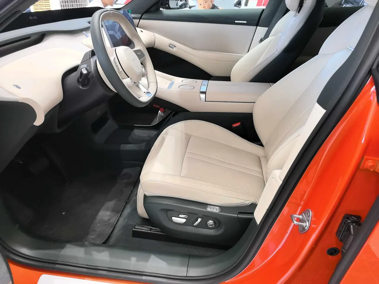MI 2025 YU7 Long Endurance Rear Drive Automatic Gear 5
