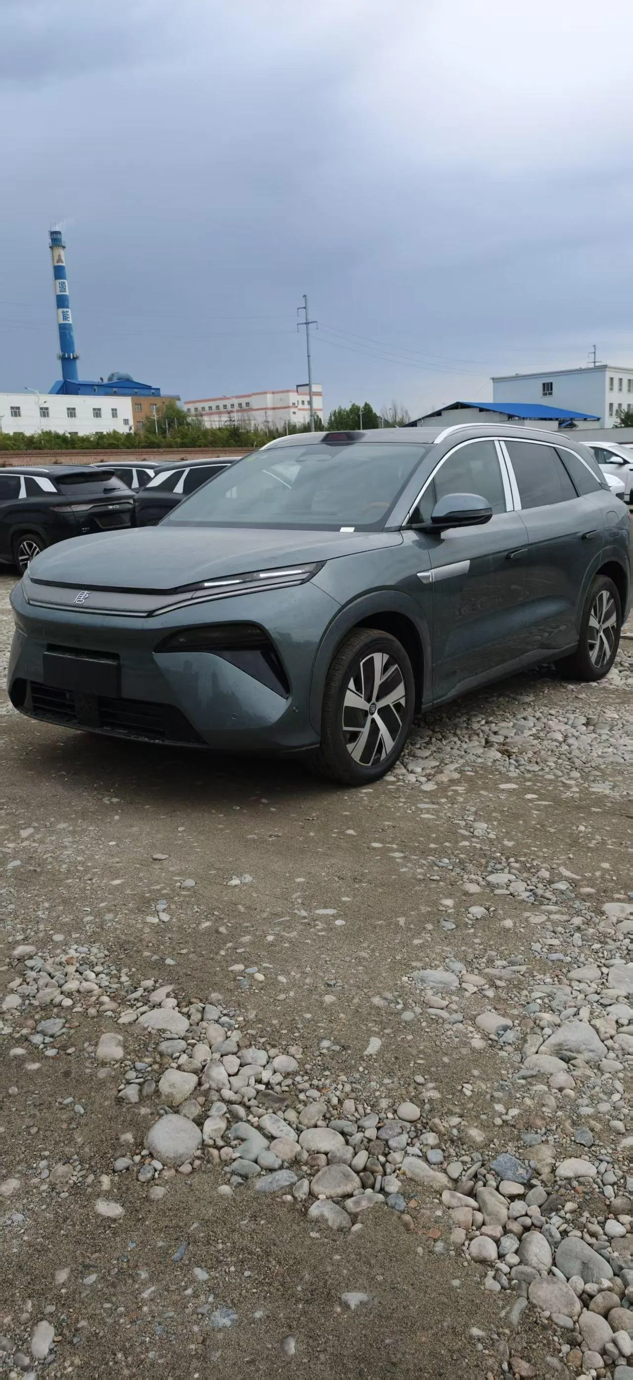 BYD 2025 Tang L DM 1.5T stepless 200KM four-wheel drive laser Radar flagship automatic gear - View 1