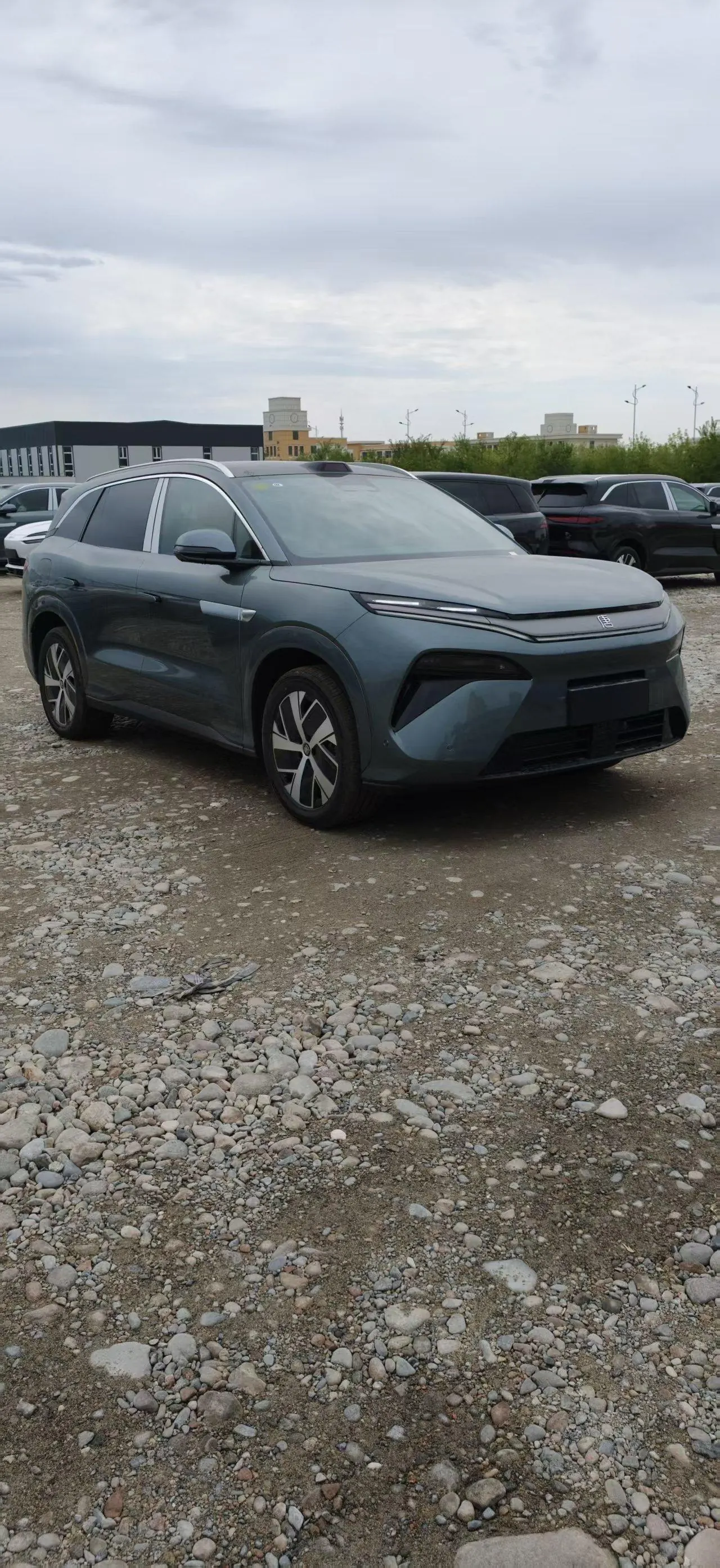 BYD 2025 Tang L DM 1.5T stepless 200KM four-wheel drive laser Radar flagship automatic gear 5