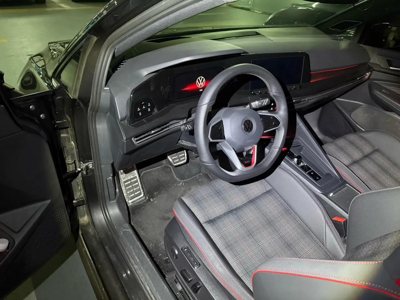 Volkswagen 2021 Golf GTI 2.0TSI Automatic 3