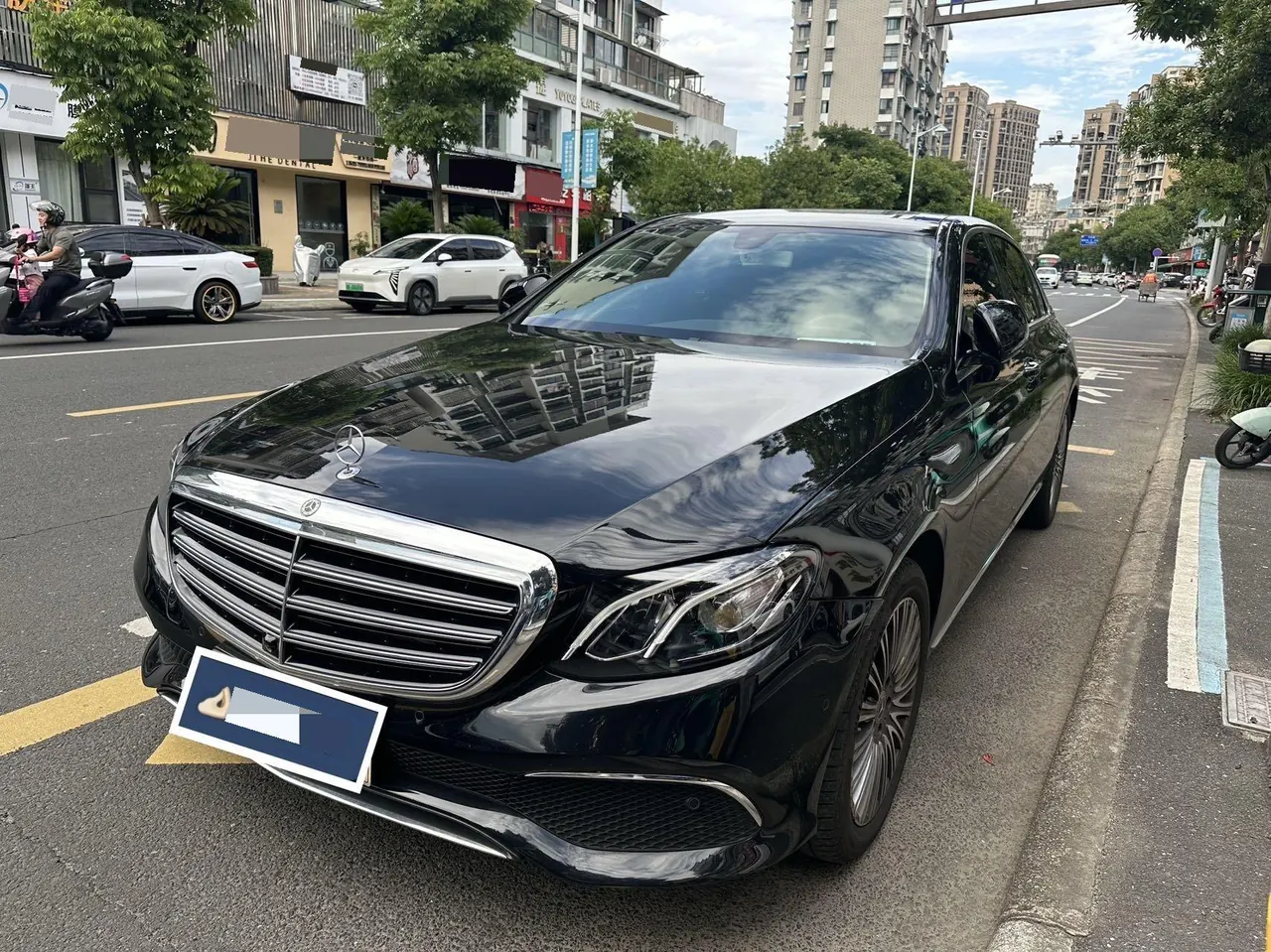 Mercedes Benz E-Class 2020 E 300 L 2.0T Fashion Automatic Gear - View 1