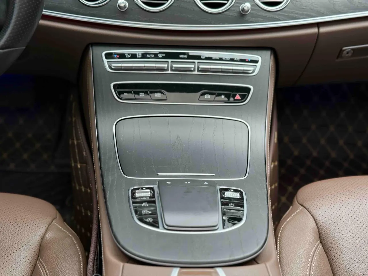 Mercedes Benz E-Class 2021 E 300 L 2.0T Sports Fashion Automatic Gear 11
