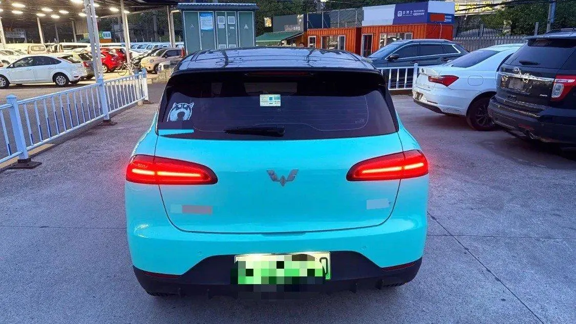 WuLing 2024 Plantronics PLUS 401km Five-seat Edition Automatic Gear 6