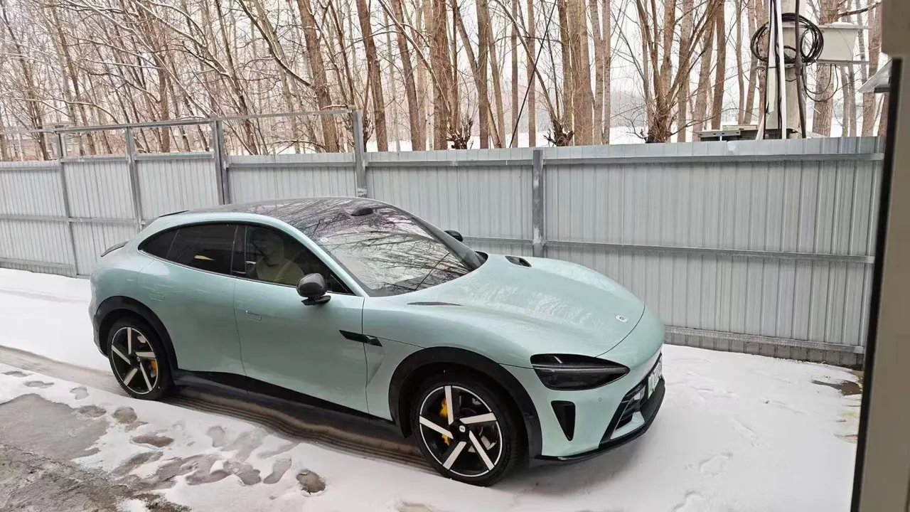 MI 2025 YU7 Long Endurance Four-wheel Drive Pro Edition Automatic Gear 7