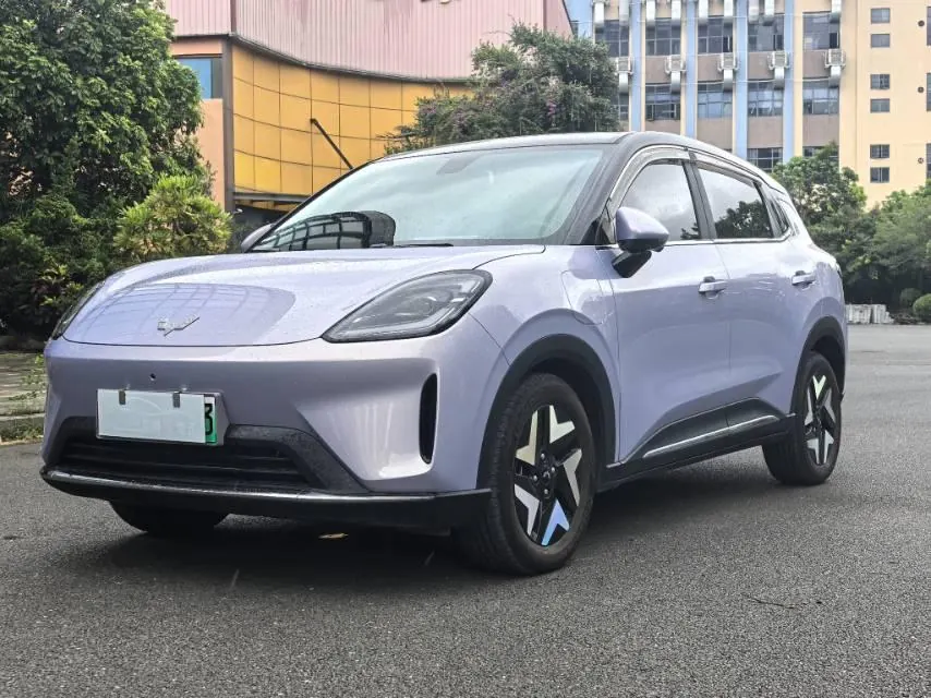 WuLing 2025 Plantronics S 430km Exclusive Automatic Transmission - View 1