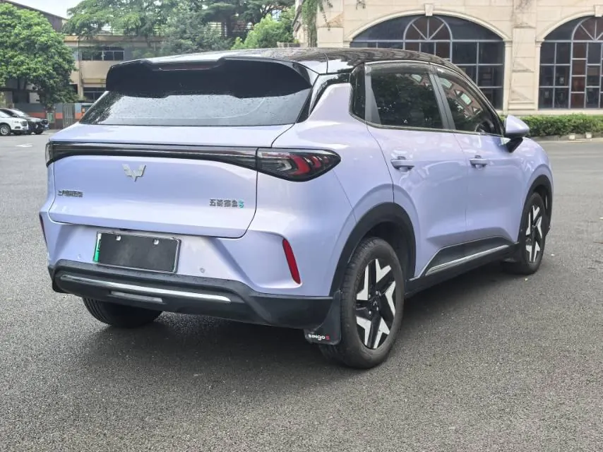 WuLing 2025 Plantronics S 430km Exclusive Automatic Transmission 9