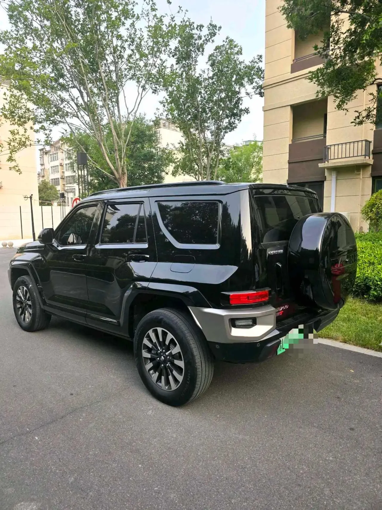 Tank 2024 Tank 700 Hi4-T 3.0T Extreme Edition Automatic Gear 5