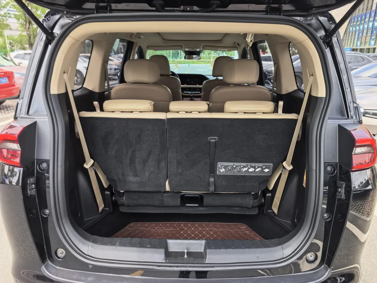 GAC Trumpchi 2021 M6 PRO 1.5T 270T Prestige Automatic 18