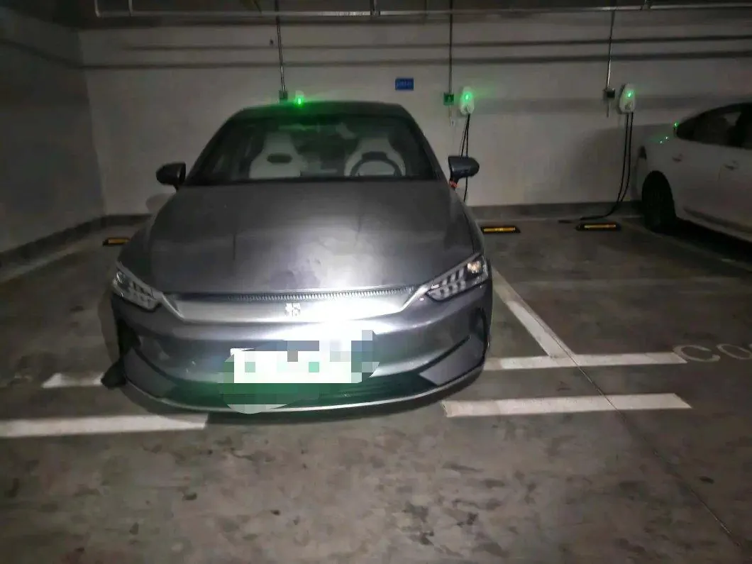 BYD 2024 Qin PLUS EV 420KM Glory Edition Exceed Automatic Gear 2