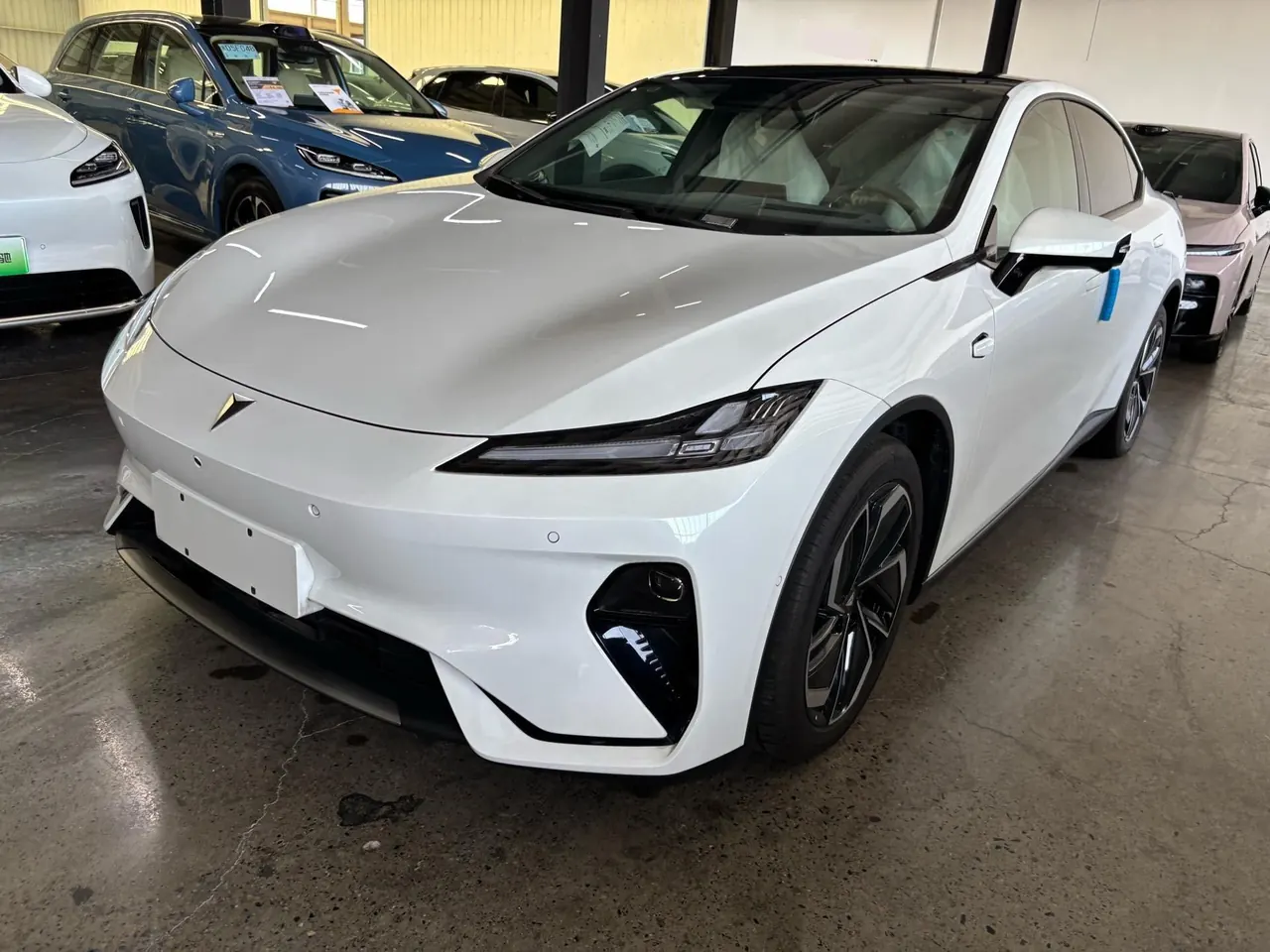Open image lightbox: ChangAn Deepal 2026 L 07 550Ultra Huawei Gankun Zhijia ADS SE Edition Automatic Gear