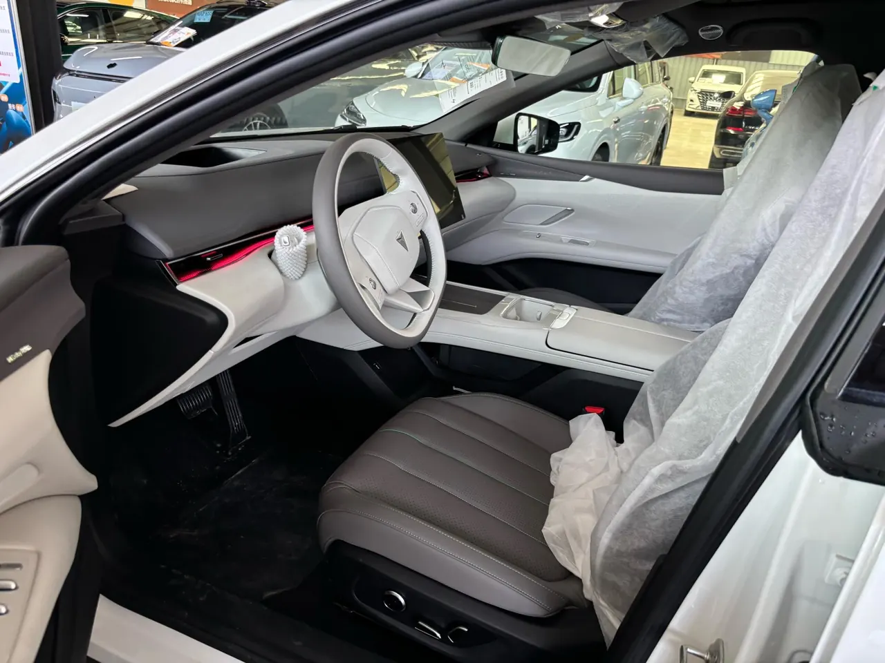 ChangAn Deepal 2026 L 07 550Ultra Huawei Gankun Zhijia ADS SE Edition Automatic Gear 4