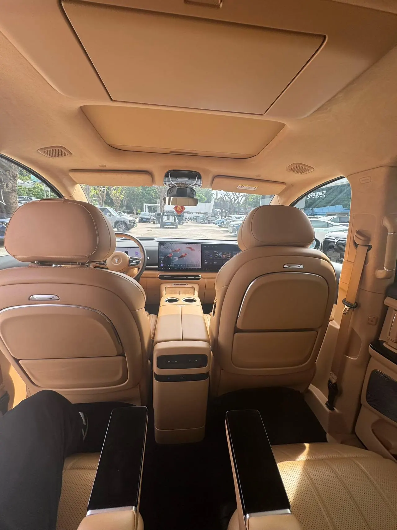 Voyah 2025 dreamers PHEV 1.5T four-wheel drive flagship Kun Peng version automatic gear 11