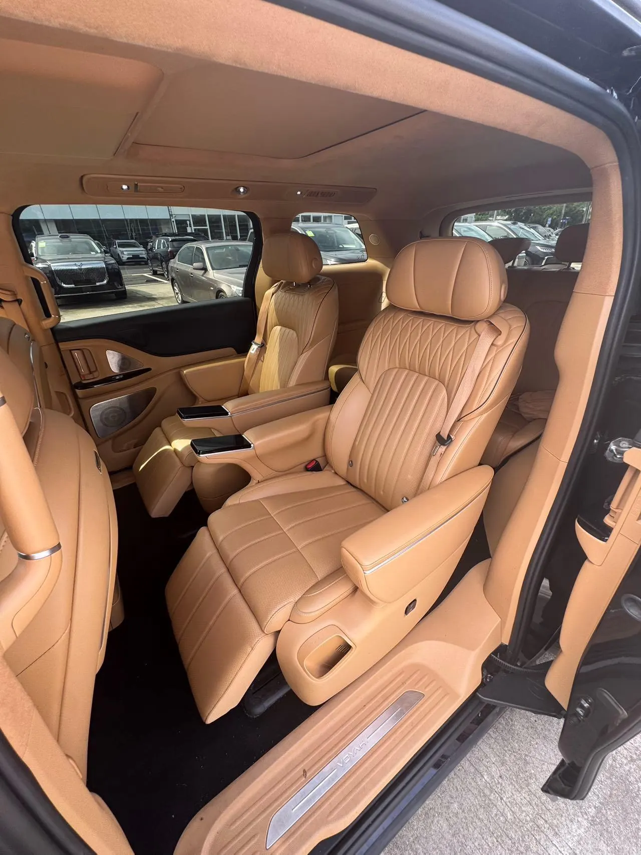 Voyah 2025 dreamers PHEV 1.5T four-wheel drive flagship Kun Peng version automatic gear 9