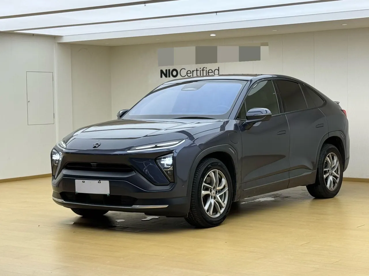 Open image lightbox: NIO 2020 EC 6 605KM Sports Edition Automatic Gear