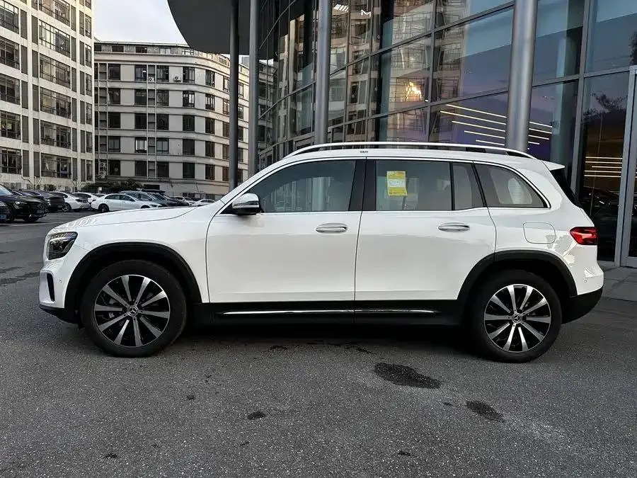 Mercedes Benz 2025 GLB 220 48V 2.0T fashion automatic gear 2