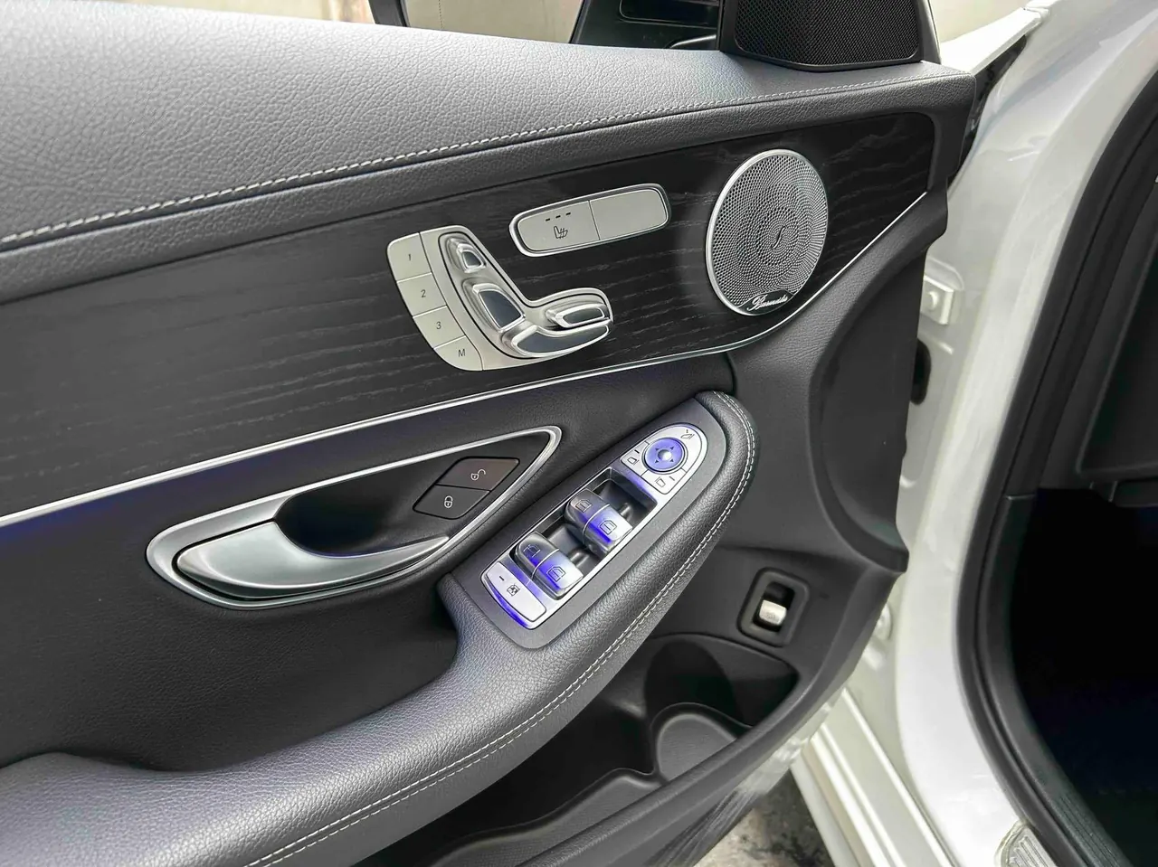 Mercedes Benz Class C 2021 C 260 L 48V 1.5T Sports Star Yao Zhen Tibetan Edition Automatic Gear 5