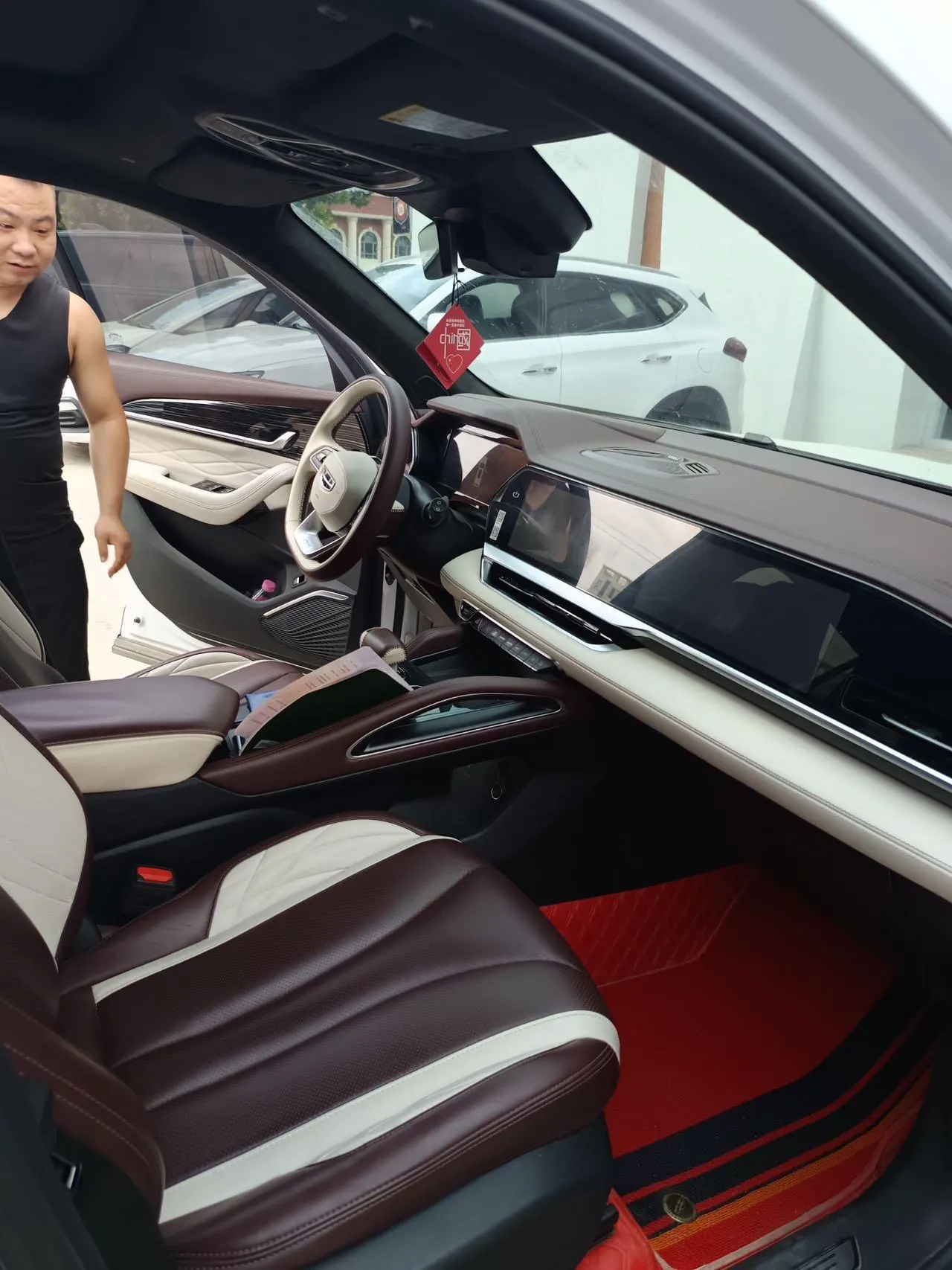 Geely 2021 XingyueL (Monjaro) 2.0TD EVO two-wheel drive distinguished automatic transmission 5