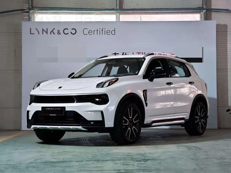 LYNK&amp;CO 2021 LYNK&amp;CO 01 2.0TD Two-Drive Pro Automatic - View 1