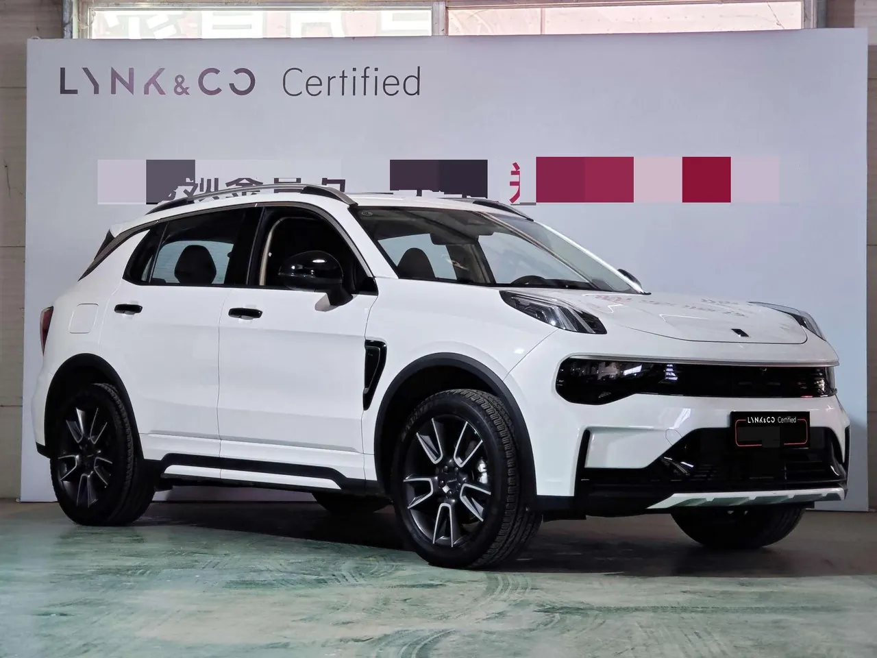 LYNK&amp;CO 2021 LYNK&amp;CO 01 2.0TD Two-Drive Pro Automatic 3