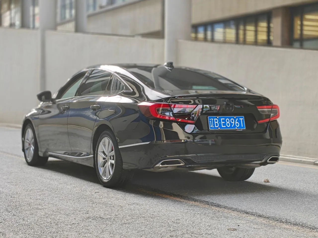 Honda 2022 10th Generation Accord 1.5T Stepless 260TURBO Magic Night Premium Edition Automatic Gear 6