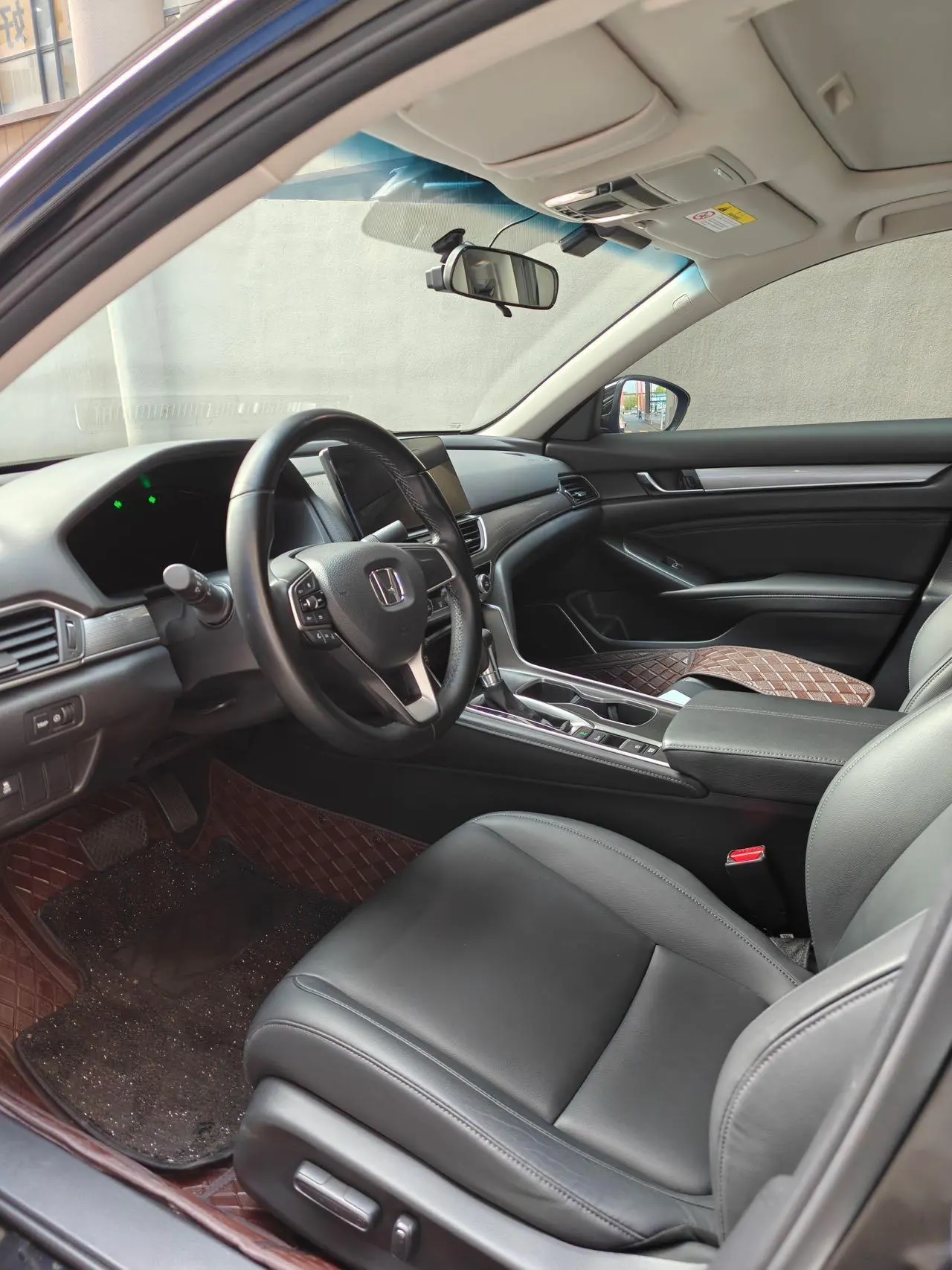 Honda 2022 10th Generation Accord 1.5T Stepless 260TURBO Magic Night Premium Edition Automatic Gear 9