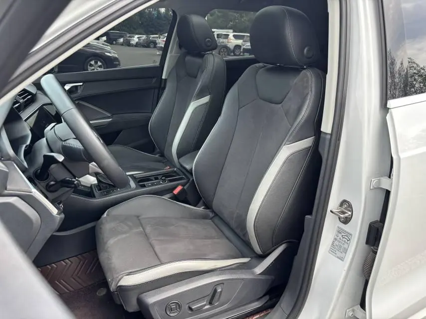 Audi 2022 Q3 1.4TFSI 35TFSI Aggressive Dynamic Automatic 6