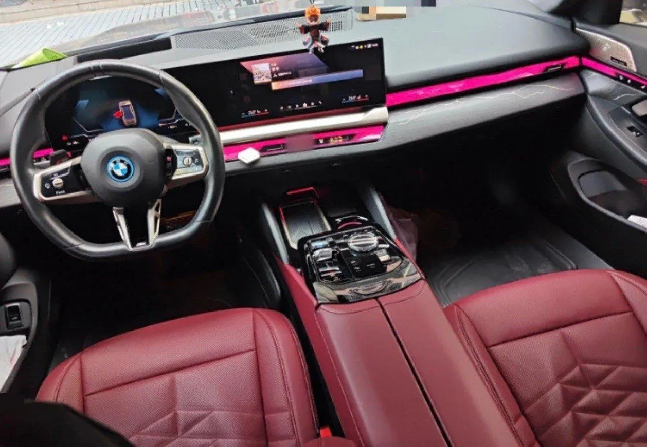 BMW 2024 i5 eDrive 35L Exclusive M Sports Suit Automatic Gear 5