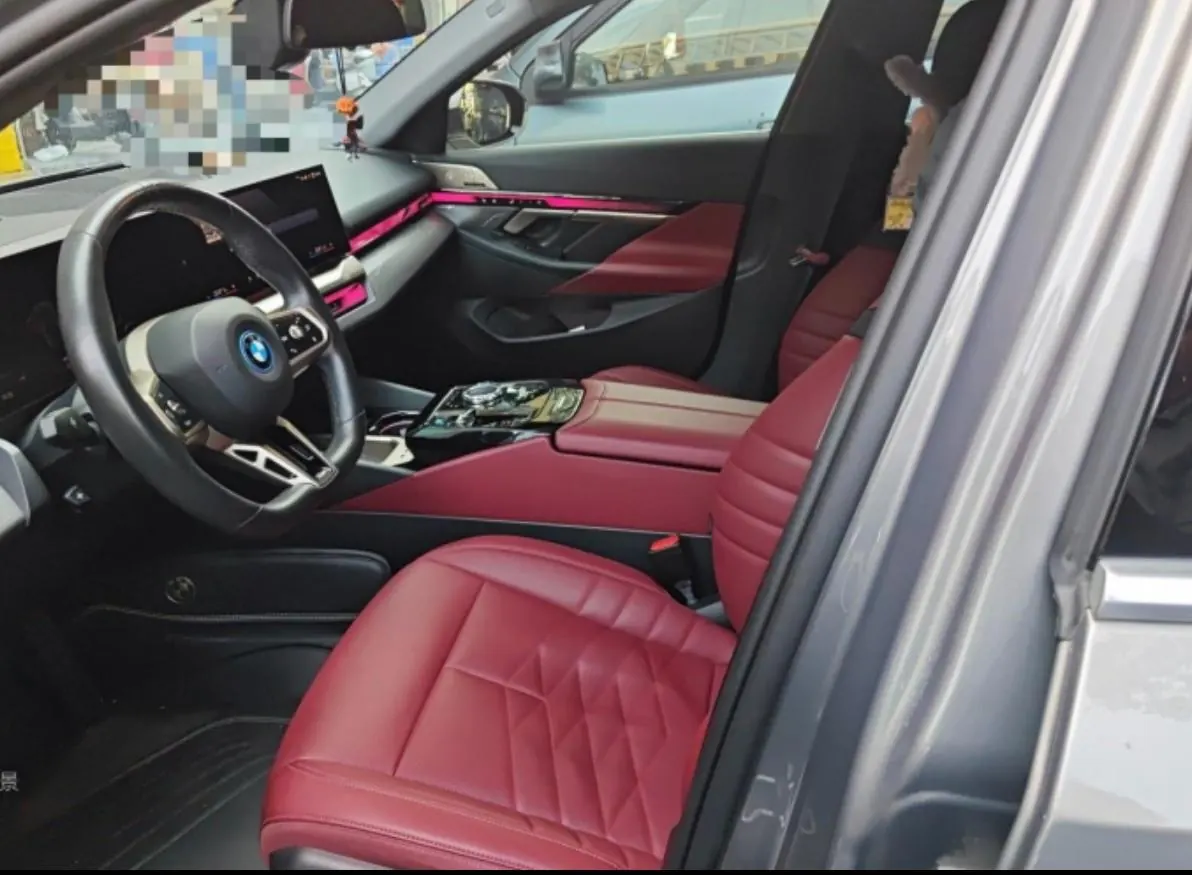BMW 2024 i5 eDrive 35L Exclusive M Sports Suit Automatic Gear 7