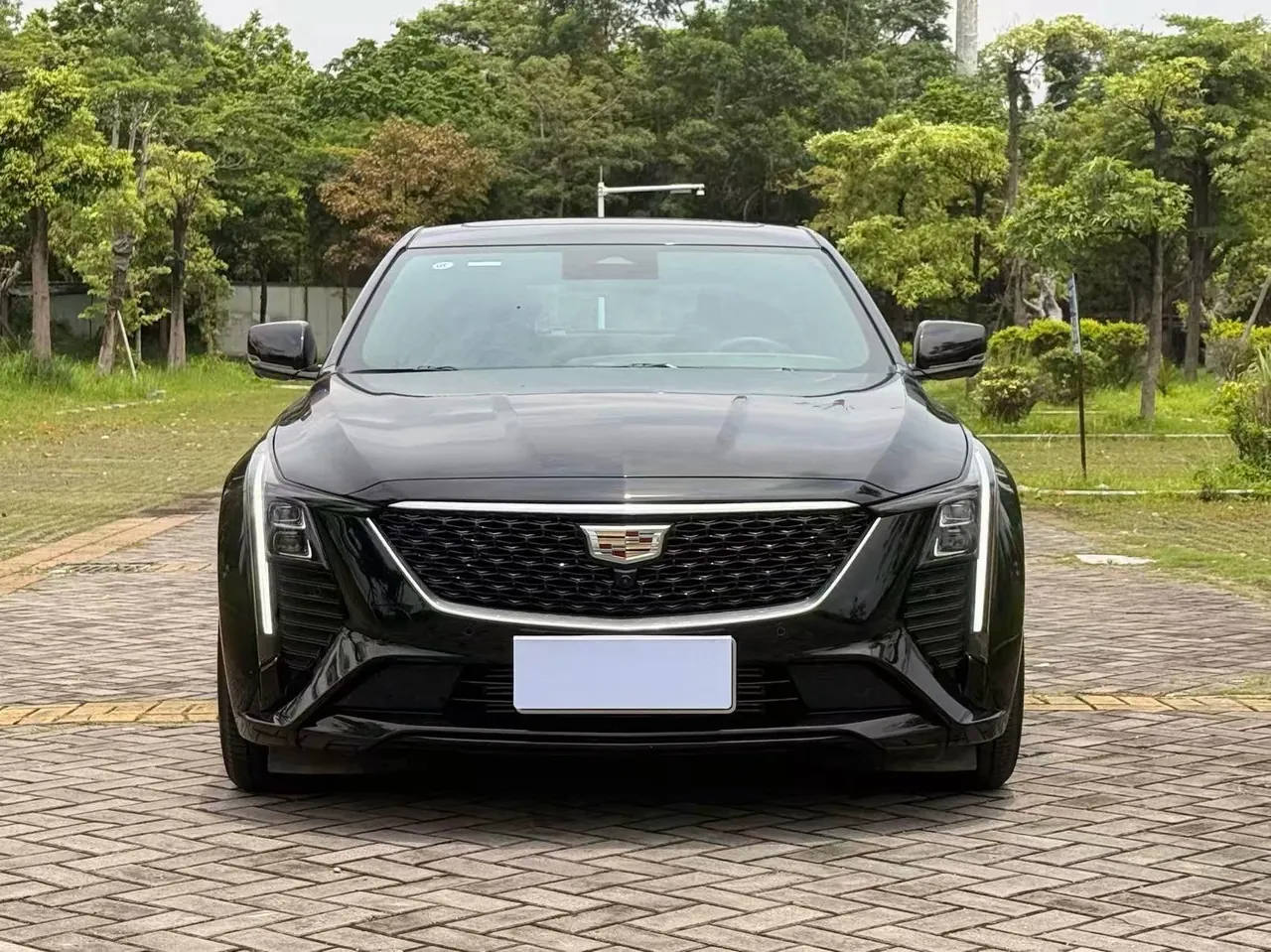 Cadillac 2025 CT5 2.0T 28T City Sports Edition Automatic Gear 2