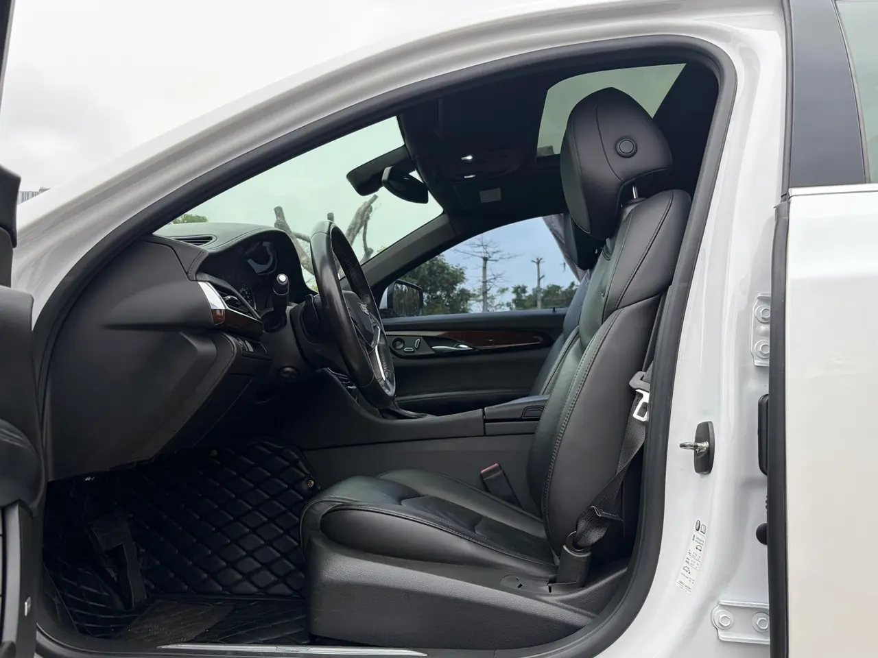 Cadillac 2025 CT5 2.0T 28T City Sports Edition Automatic Gear 5
