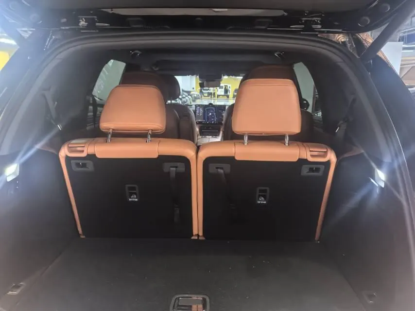AITO 2026 AITO M7 extended range Max 4-wheel drive version 6 seats (192-line laser Radar) automatic gear 6