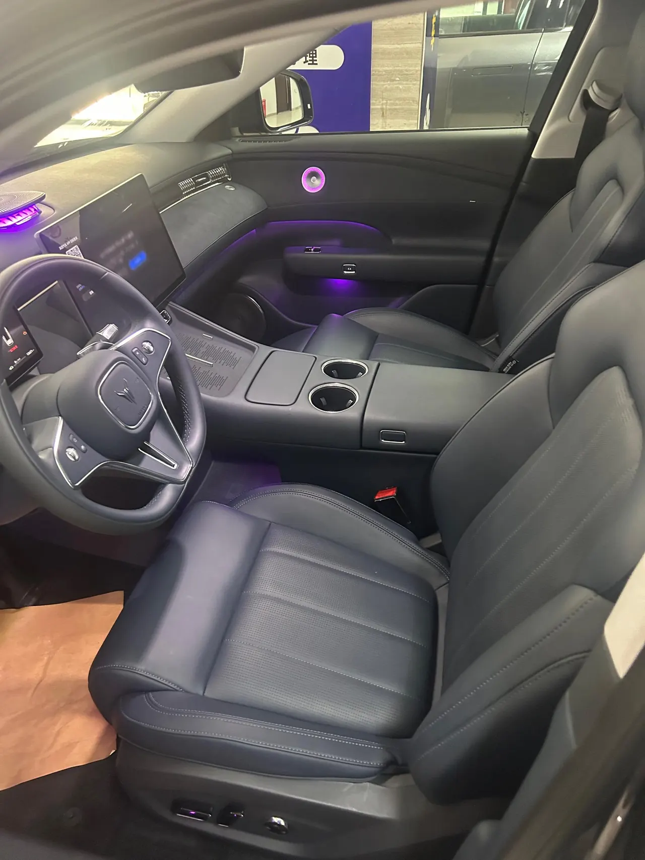 Voyah 2025 FREE four-wheel drive dry Kun version of automatic gear 6