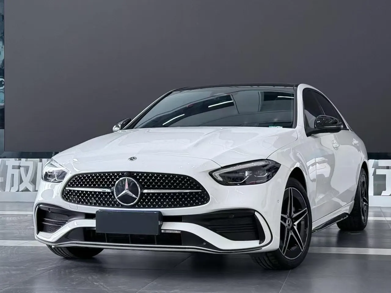 打开图片灯箱:Mercedes Benz Class C 2024 C 260 L 48V 1.5T Hao Night Sports Edition Automatic Gear