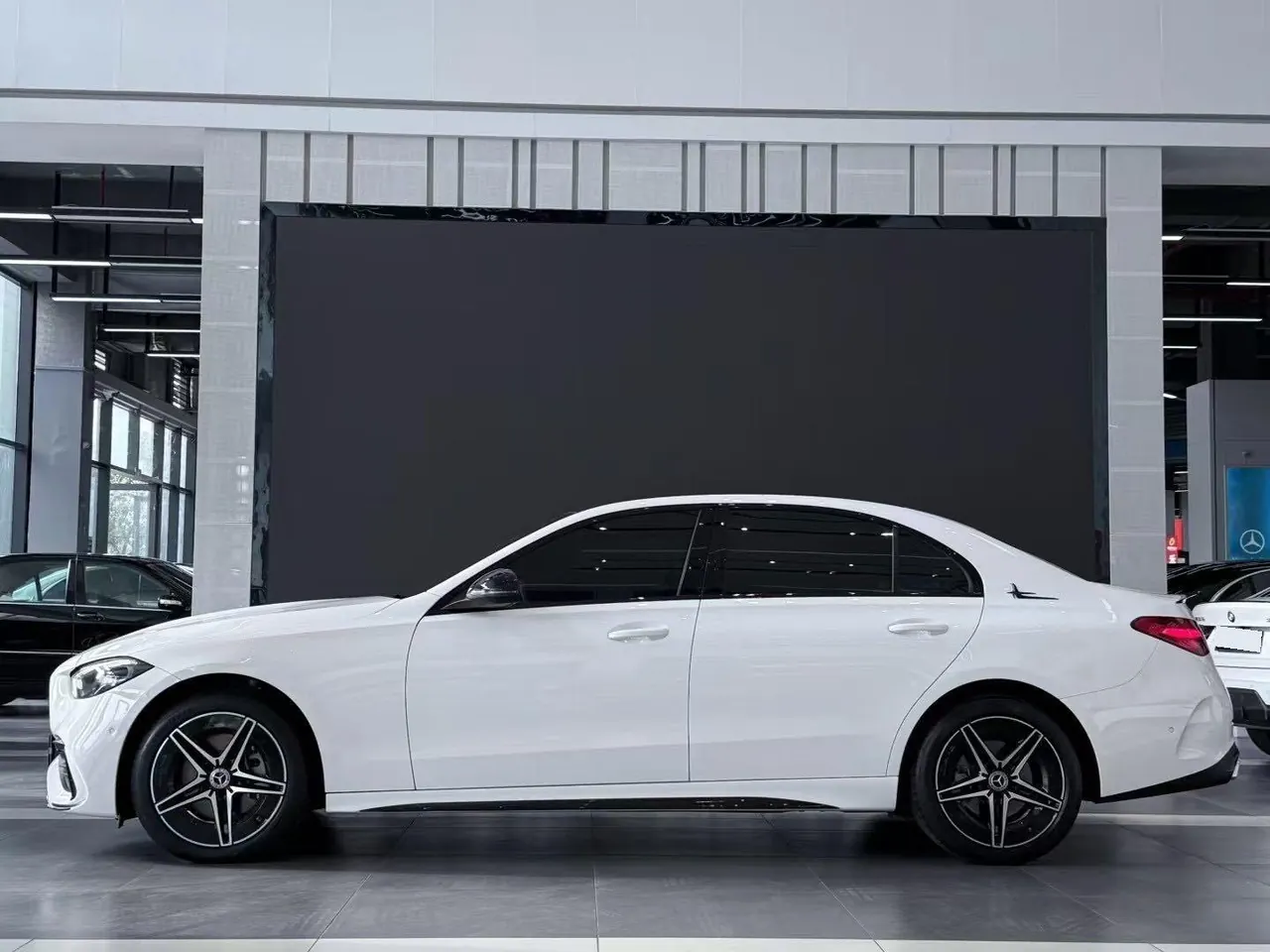 Mercedes Benz Class C 2024 C 260 L 48V 1.5T Hao Night Sports Edition Automatic Gear 5