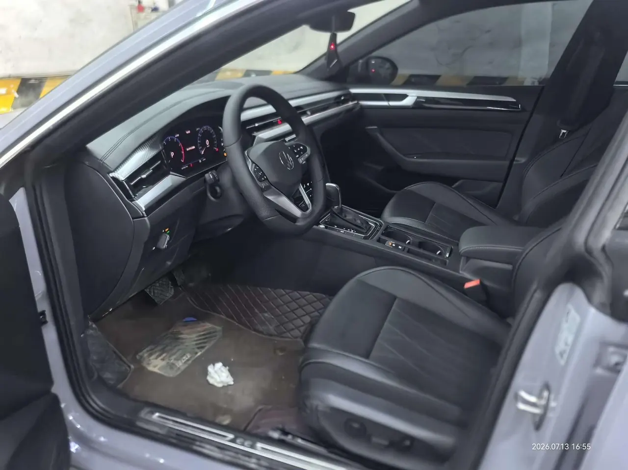Volkswagen 2026 CC 2.0TSI 330TSI dazzling 30 million selection of automatic gear 2
