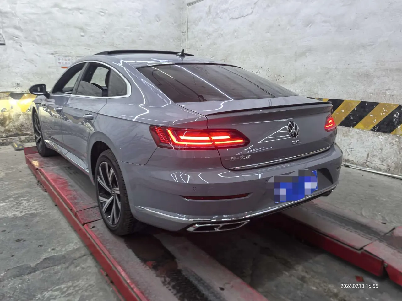 Volkswagen 2026 CC 2.0TSI 330TSI dazzling 30 million selection of automatic gear 3