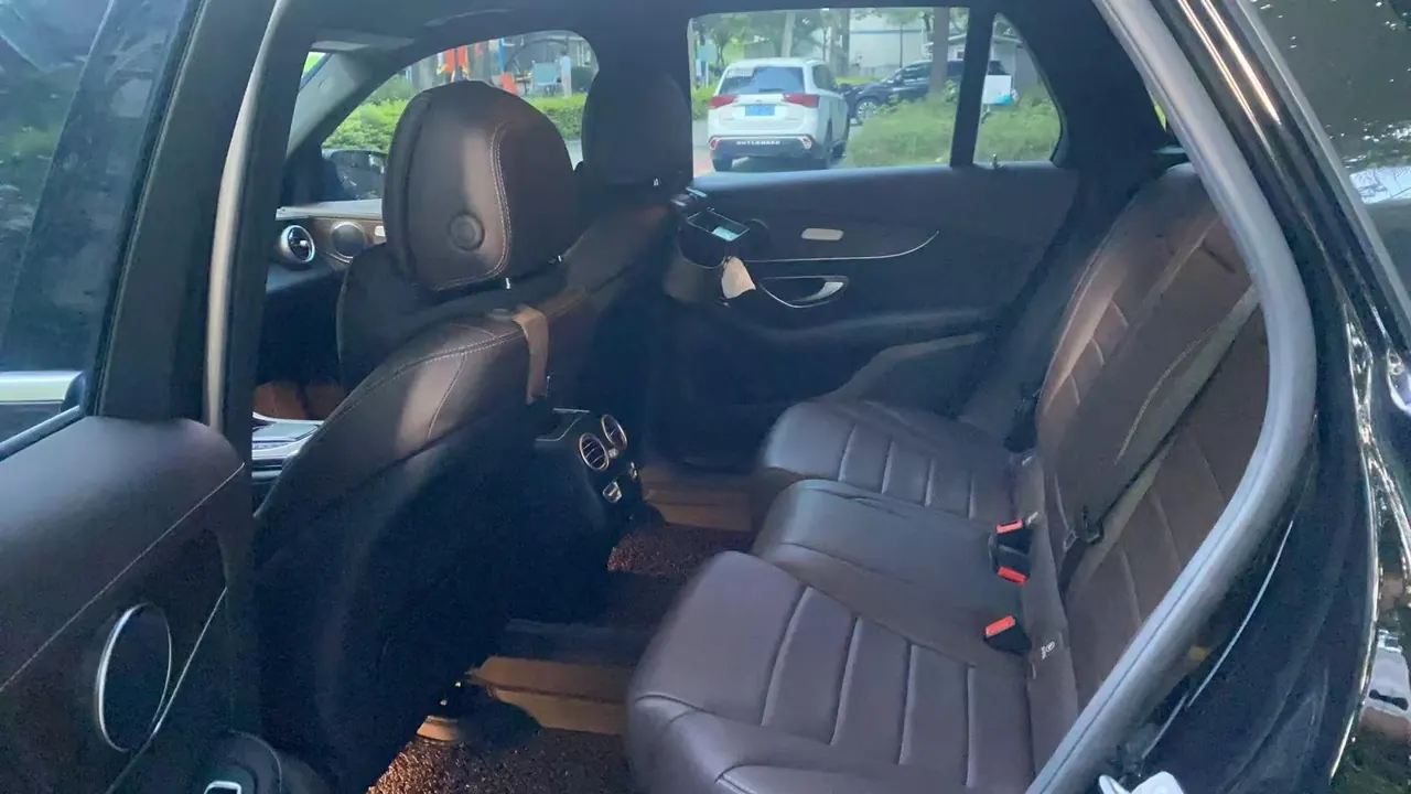 Mercedes Benz 2022 GLC 260 L 4MATIC 2.0T Luxury (Change 2) Automatic Gear 4