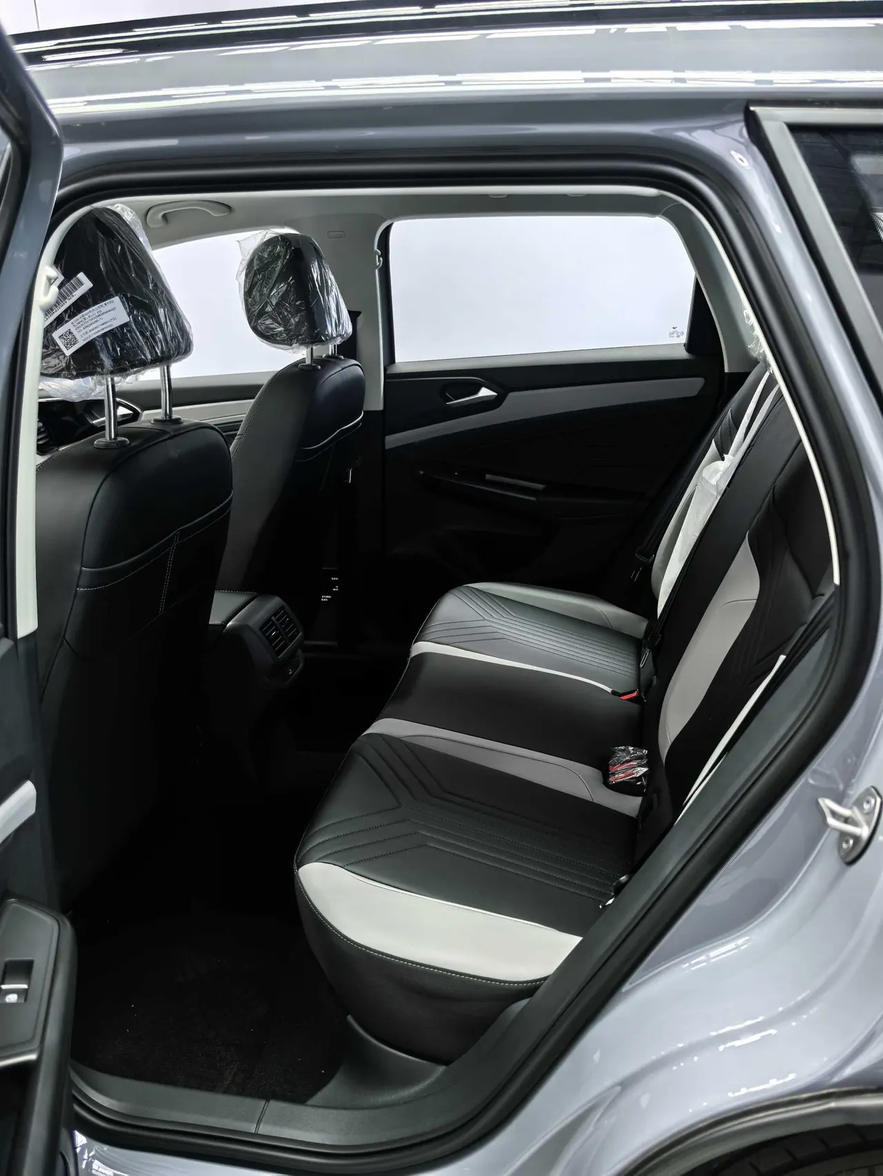 Jetta 2026 Jetta VS5 1.4TSI 280TSI Flagship Highlight Edition Automatic 17