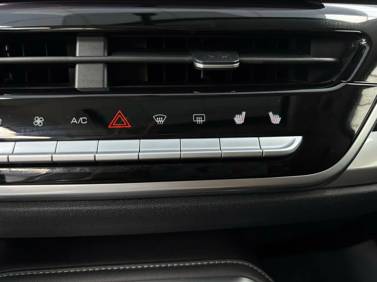 Haval 2021 H6 1.5T National Tide Champion Edition Automatic Gear 12