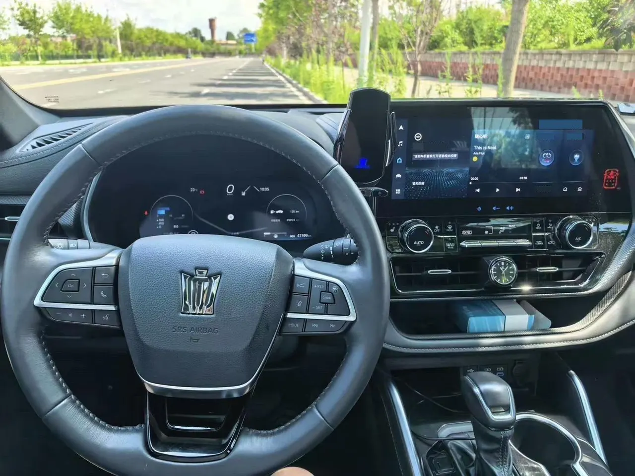 Toyota 2022 Crown Land Release 2.5 Stepless Four-wheel Drive Premium Edition Automatic Gear 9