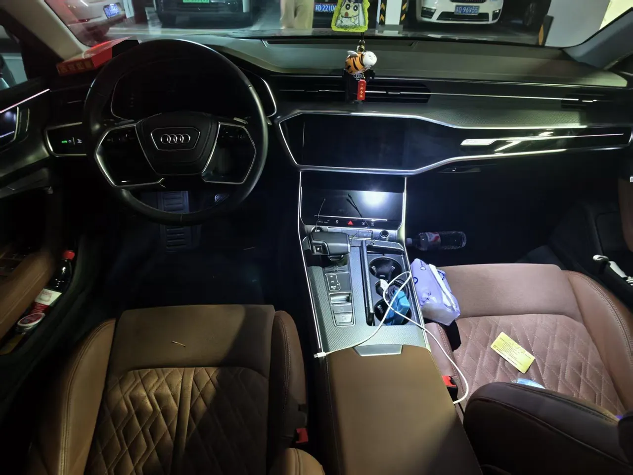 Audi 2024 A7L 2.0TFSI 45TFSI Quattro Luxury Automatic 5