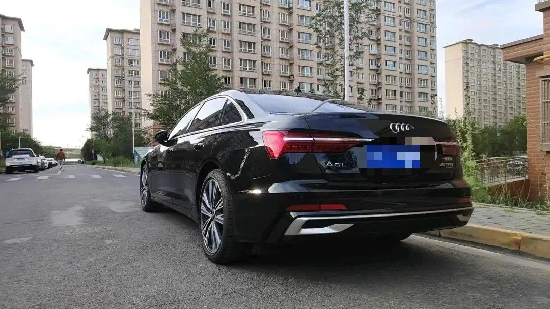 Audi 2024 A6L 2.0TFSI 45TFSI Quattro Selected Dynamic Automatic 4
