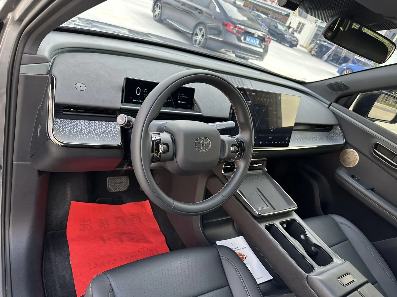 Toyota 2025 Platinum Intelligence 3X 520 Pro Advanced Intelligence Driving Edition Automatic Gear 7